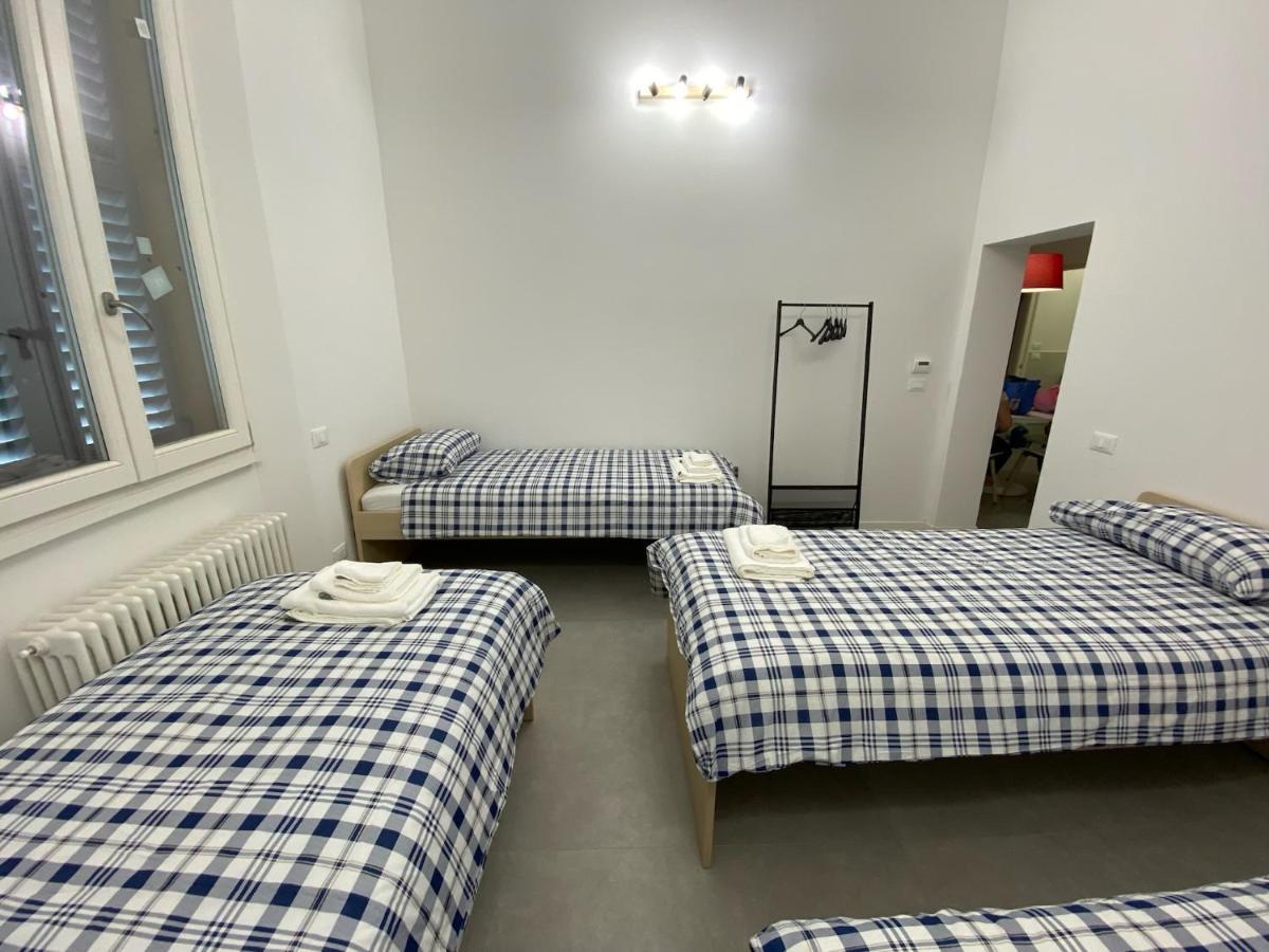5 Archi Apartment Bologna Bagian luar foto