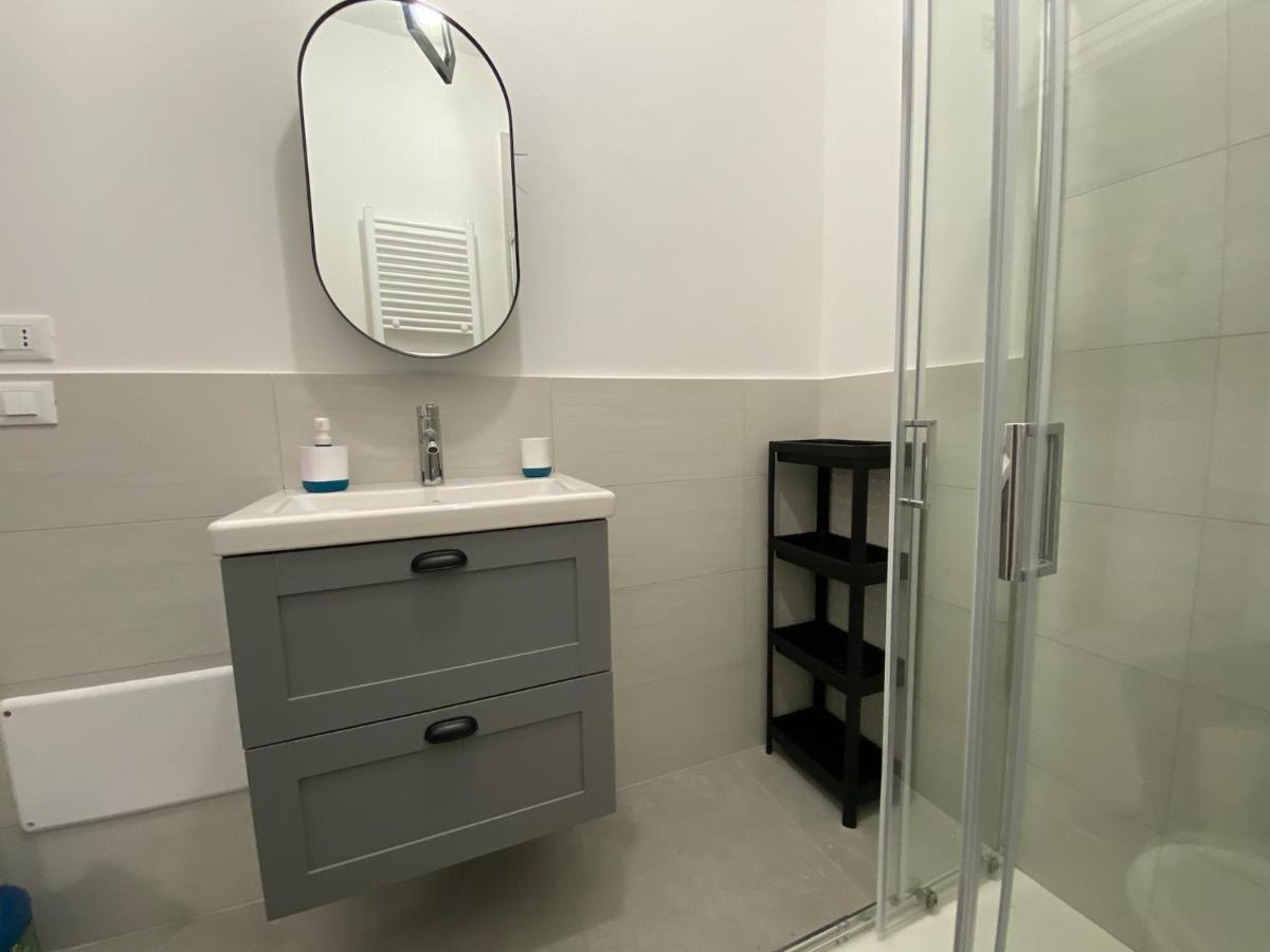 5 Archi Apartment Bologna Bagian luar foto